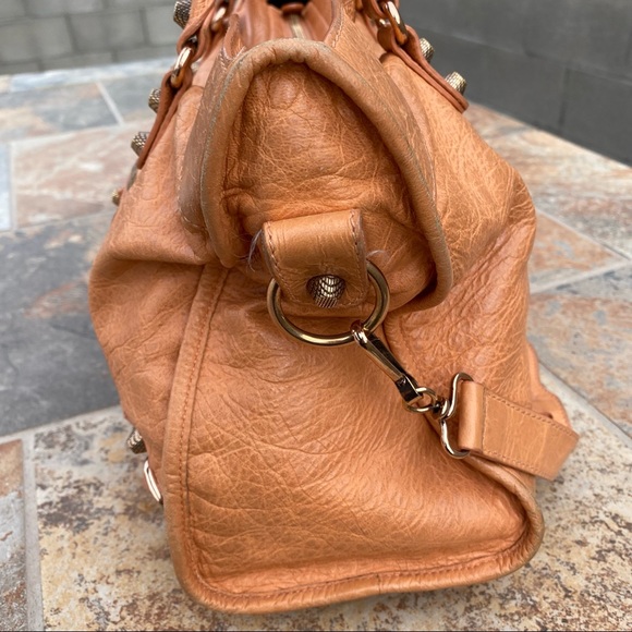 SOLD Balenciaga Rose Blush Leather Motorcycle Bag - Picture 9 of 16